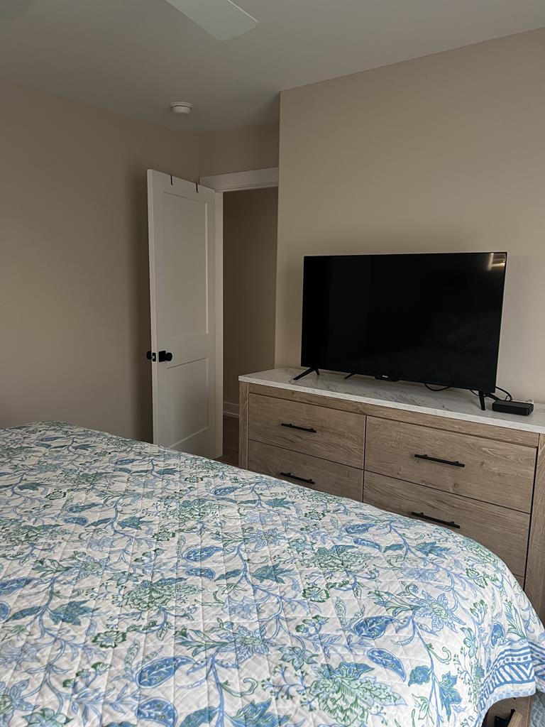 202 39th Street - Picture 
