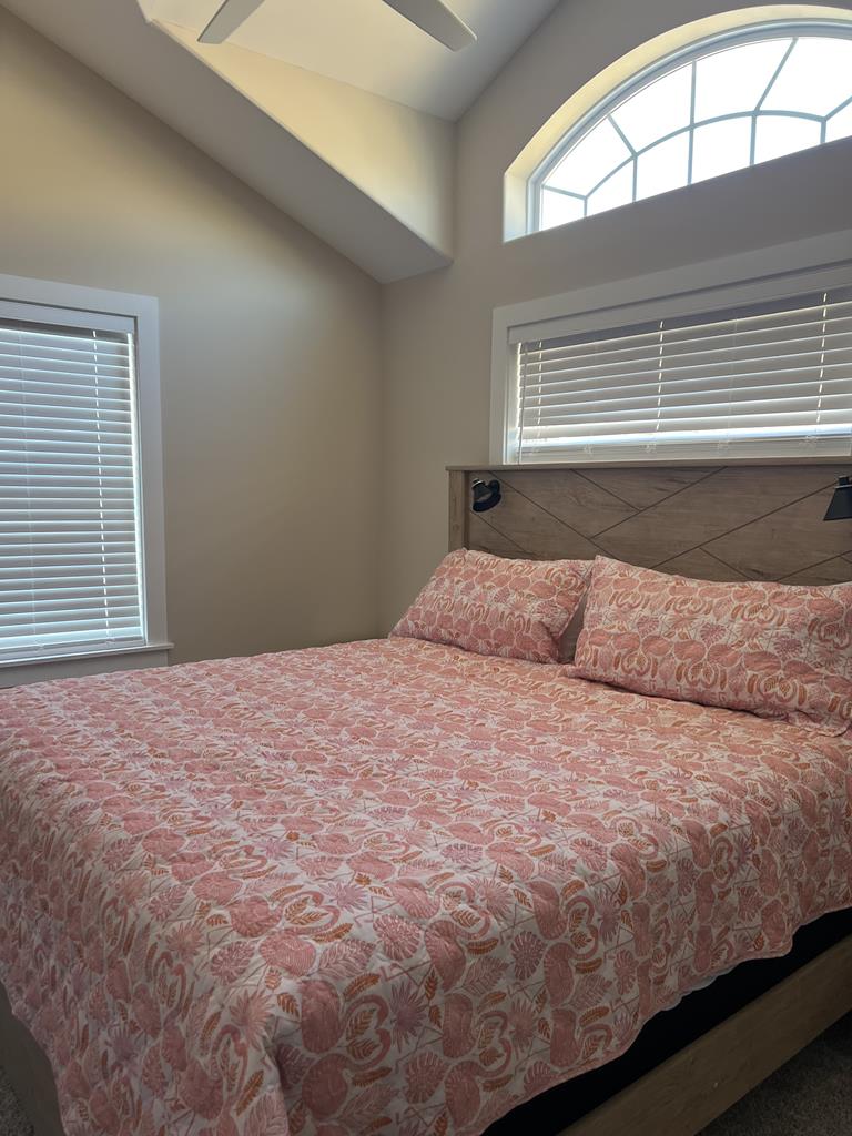 202 39th Street - Picture 