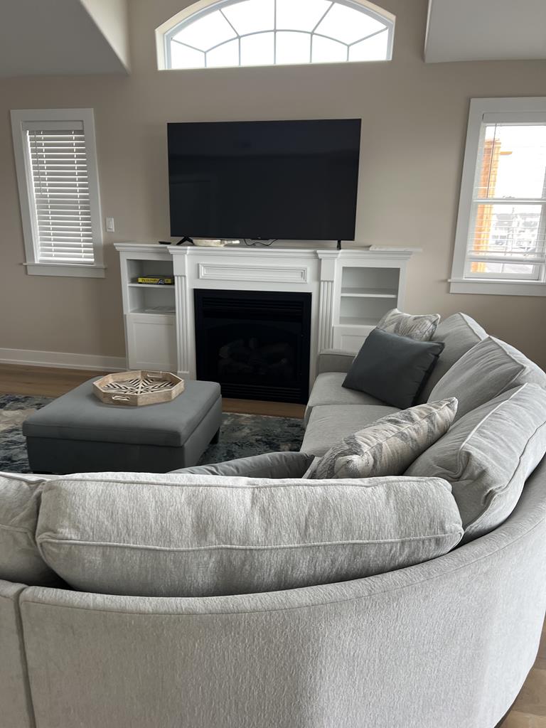 202 39th Street - Picture 