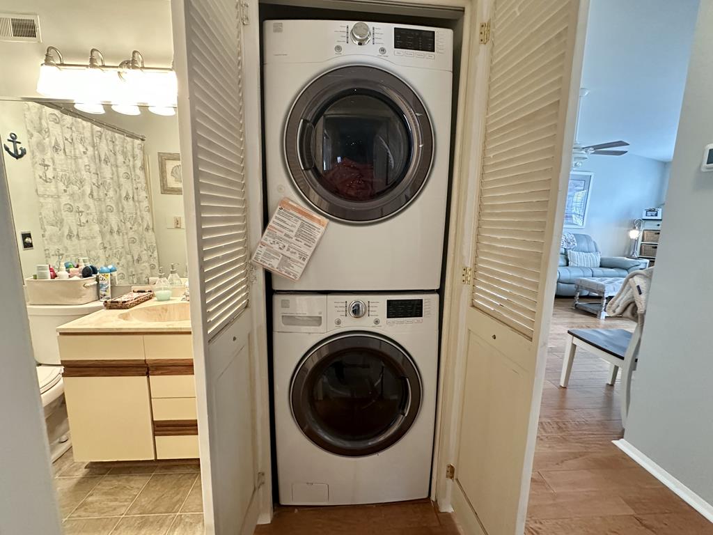 The Yellow Cottage | Photo 13