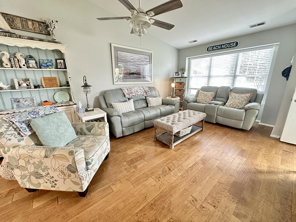 The Yellow Cottage | Photo 7