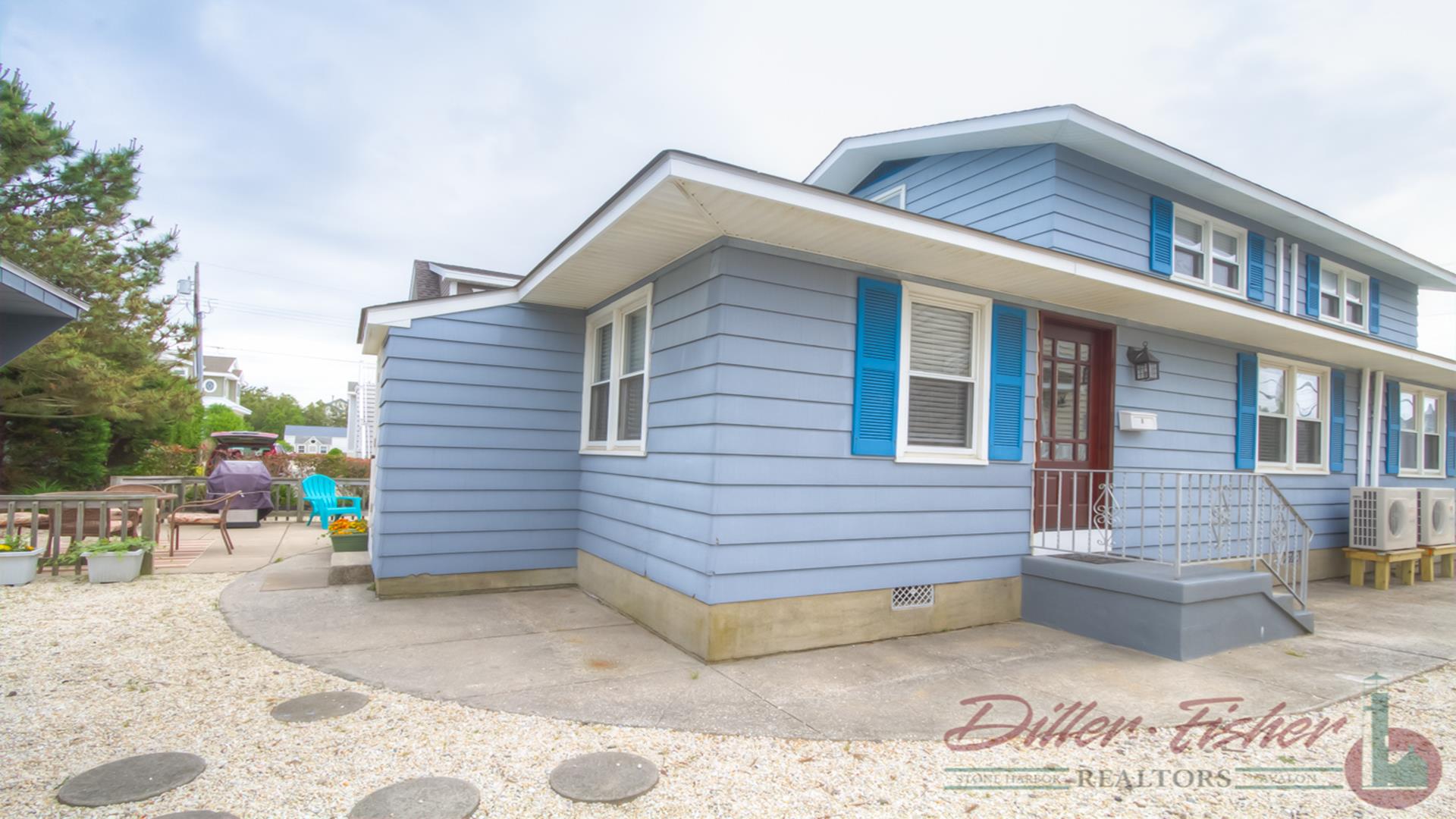 10414 Third Avenue, Stone Harbor (Mid-Island)