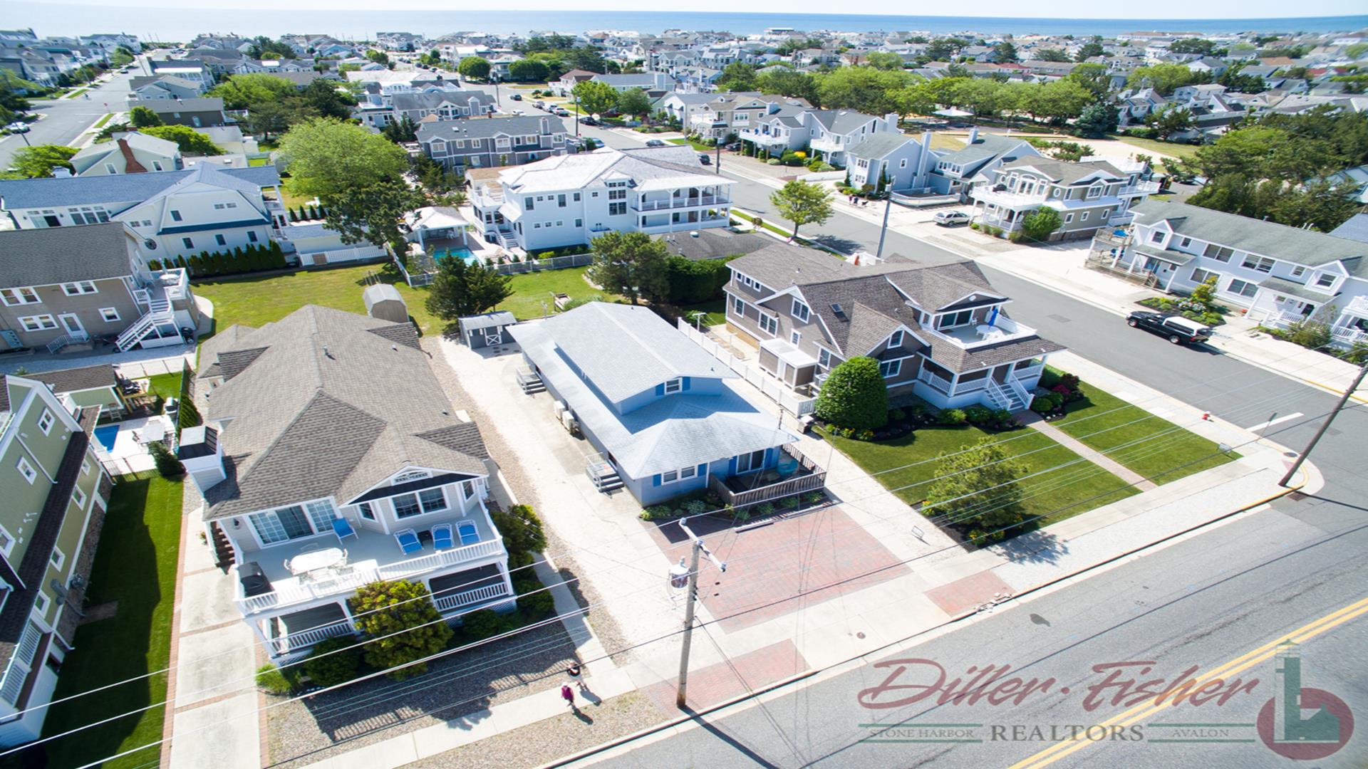 10414 Third Avenue, Stone Harbor (Mid-Island)