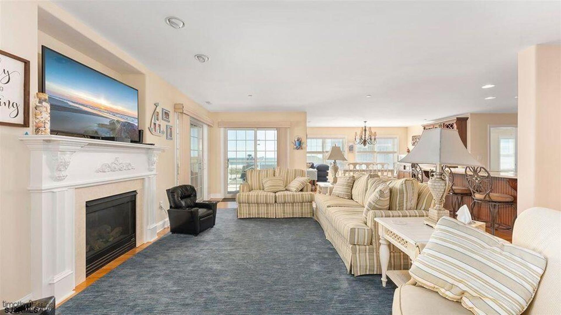 400 E Miami Avenue, Wildwood Crest (Wildwood Crest Beach Side)
