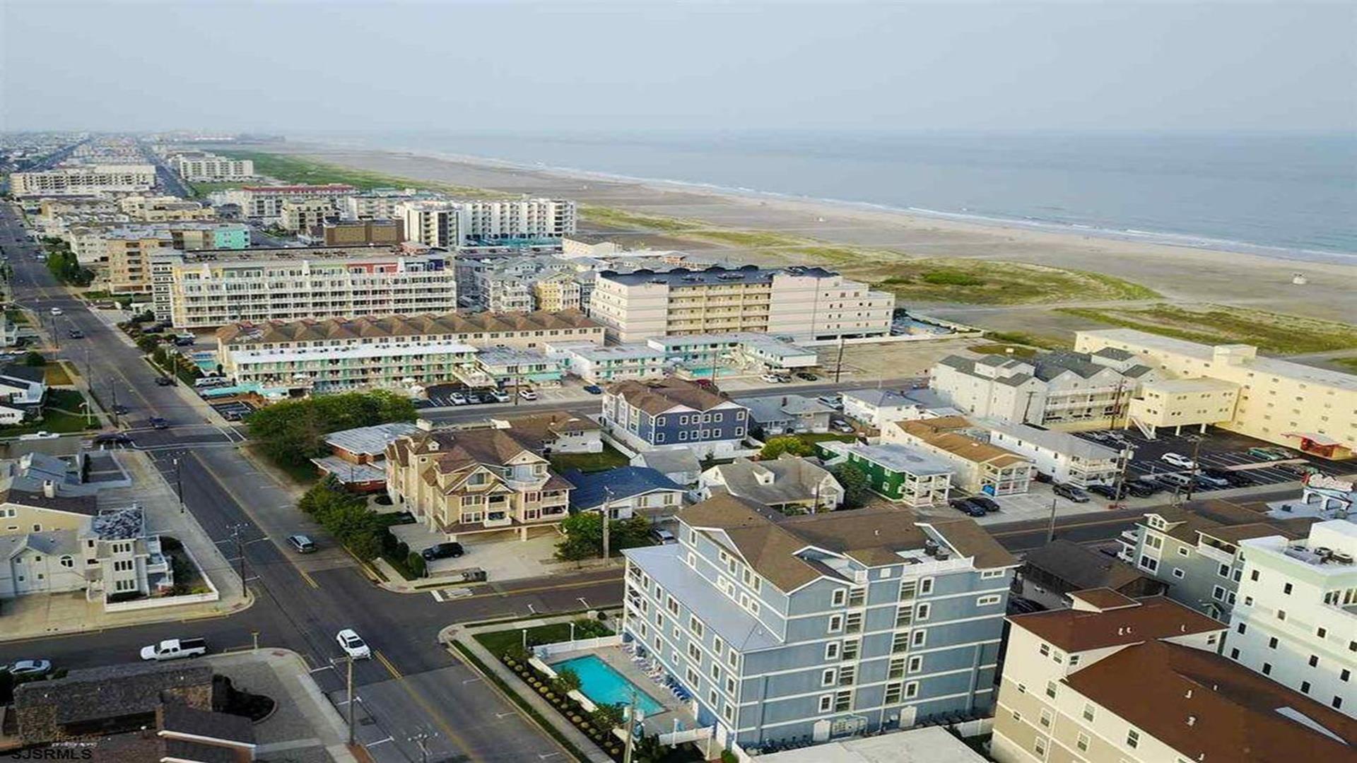 400 E Miami Avenue, Wildwood Crest (Wildwood Crest Beach Side)