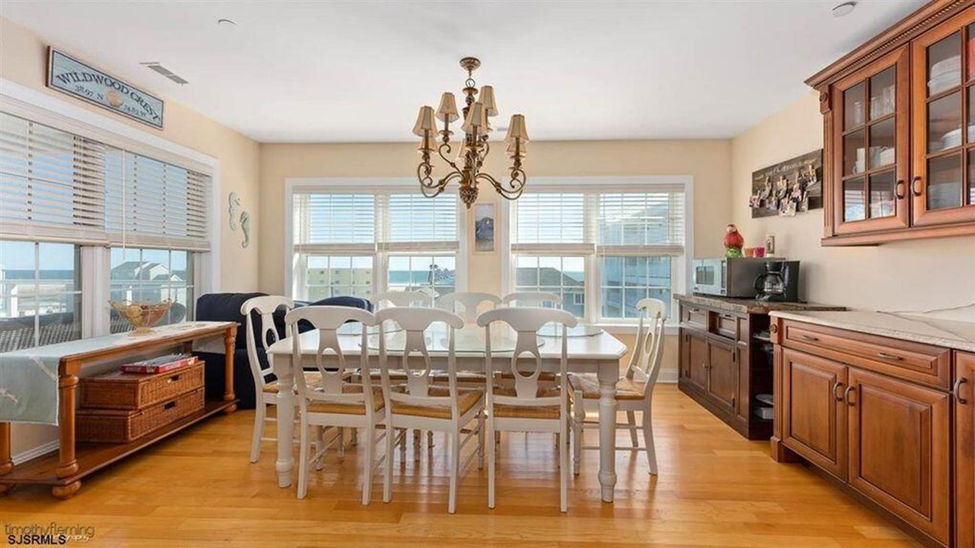 400 E Miami Avenue, Wildwood Crest (Wildwood Crest Beach Side)