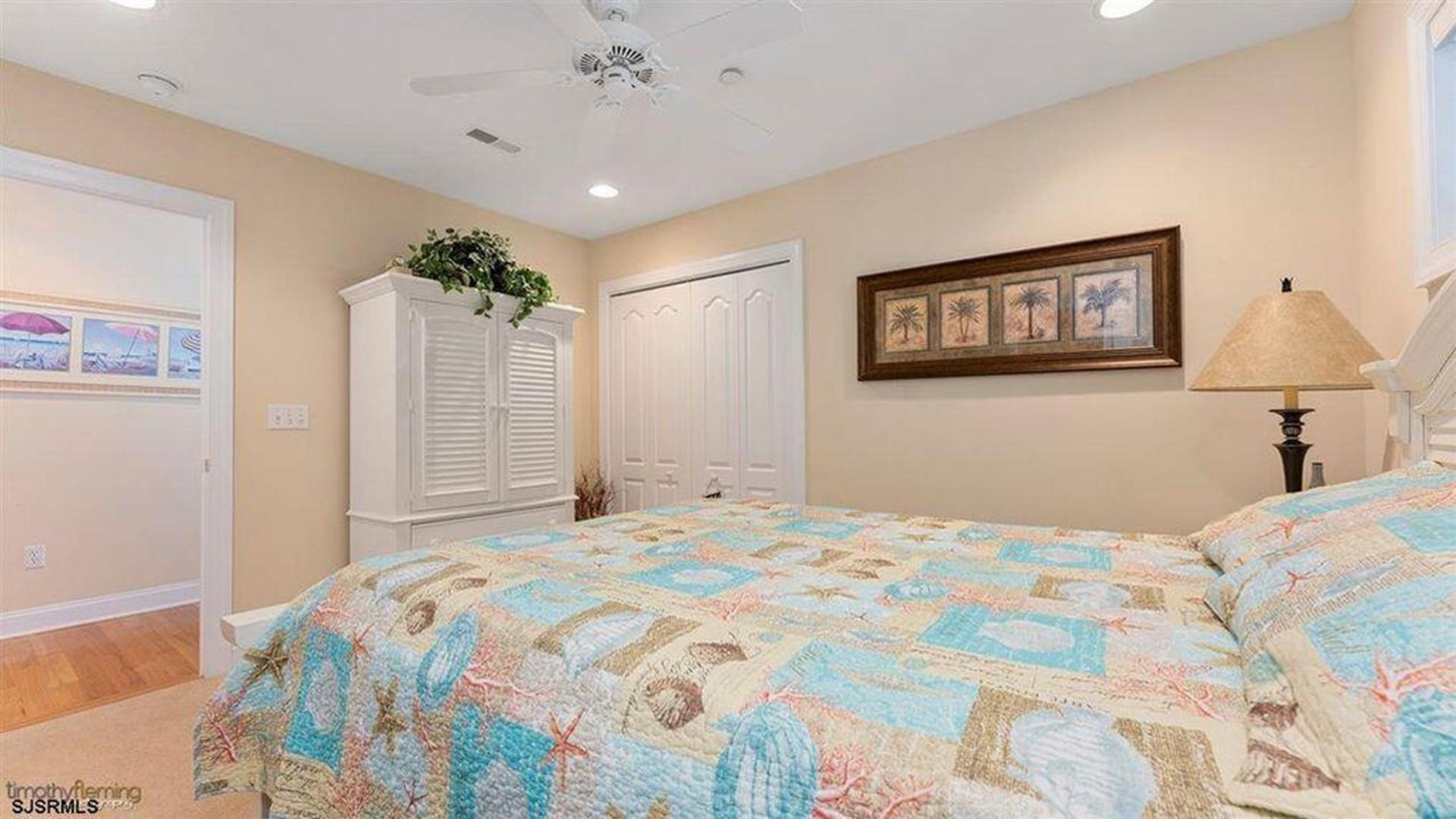 400 E Miami Avenue, Wildwood Crest (Wildwood Crest Beach Side)