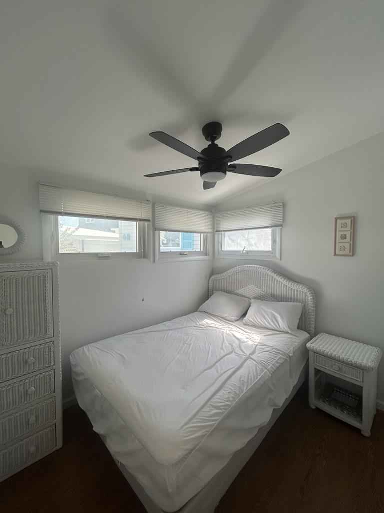 4 W. Kansas Avenue, Beach Haven Park (Bay Side)