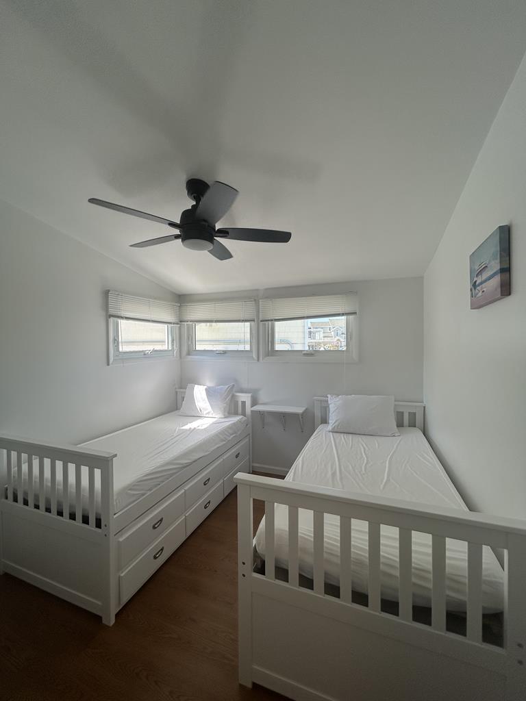 4 W. Kansas Avenue, Beach Haven Park (Bay Side)