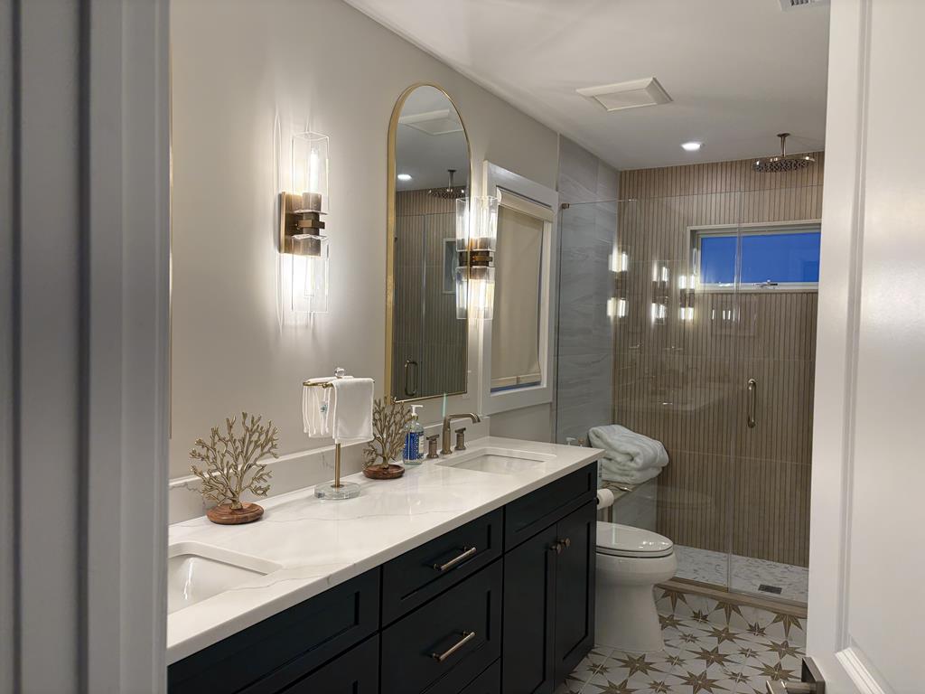 7009 Long Beach Boulevard, Brant Beach (Ocean Side)