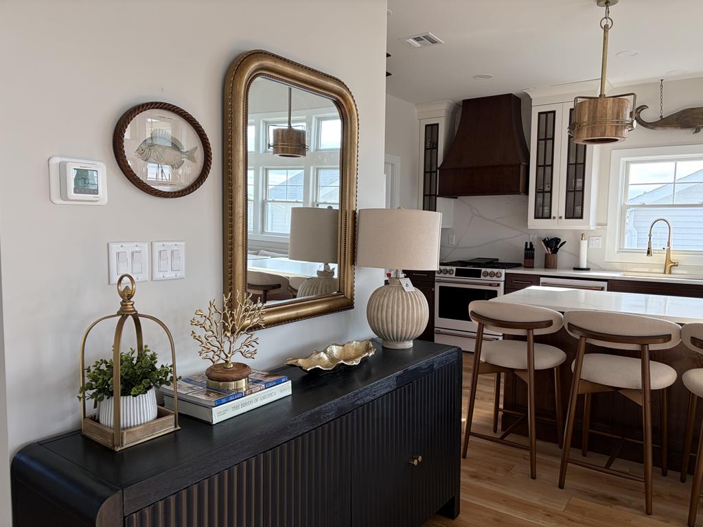 7009 Long Beach Boulevard, Brant Beach (Ocean Side)