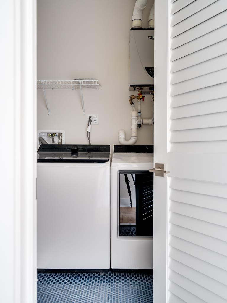 7009 Long Beach Boulevard, Brant Beach (Ocean Side)