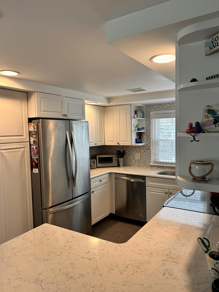 2011 West Avenue, Beach Haven (Bay Side)