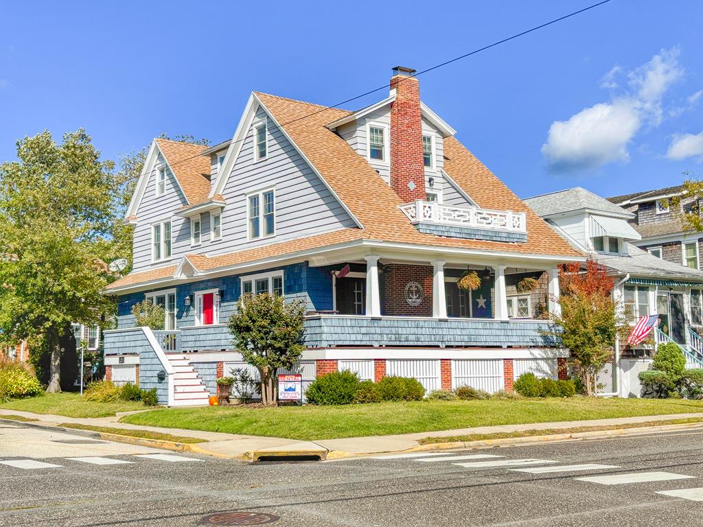 301 Franklin - The Place to Be!