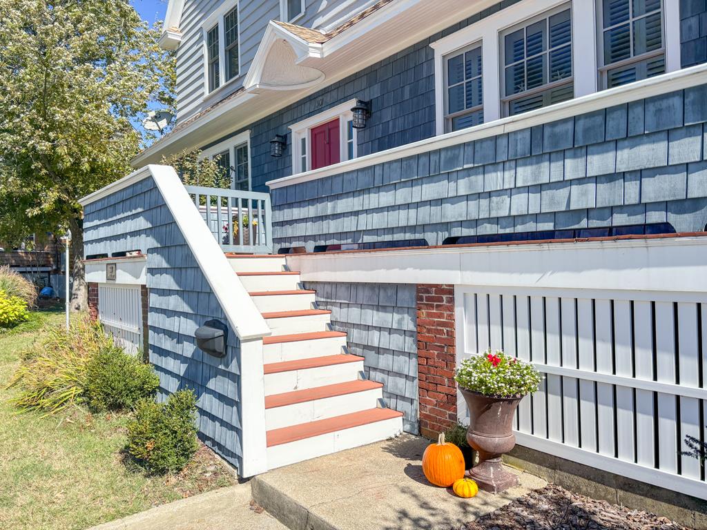 301 Franklin - The Place to Be! | Photo 3