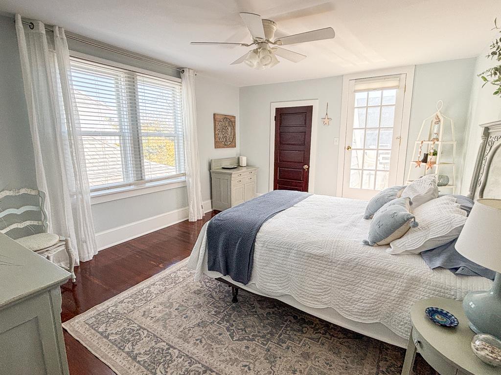 301 Franklin - The Place to Be! | Photo 20