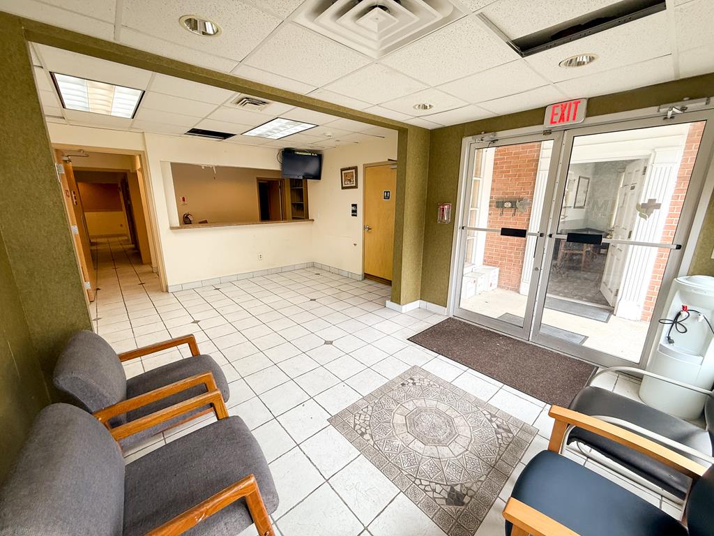 Commercial Space | Photo 4