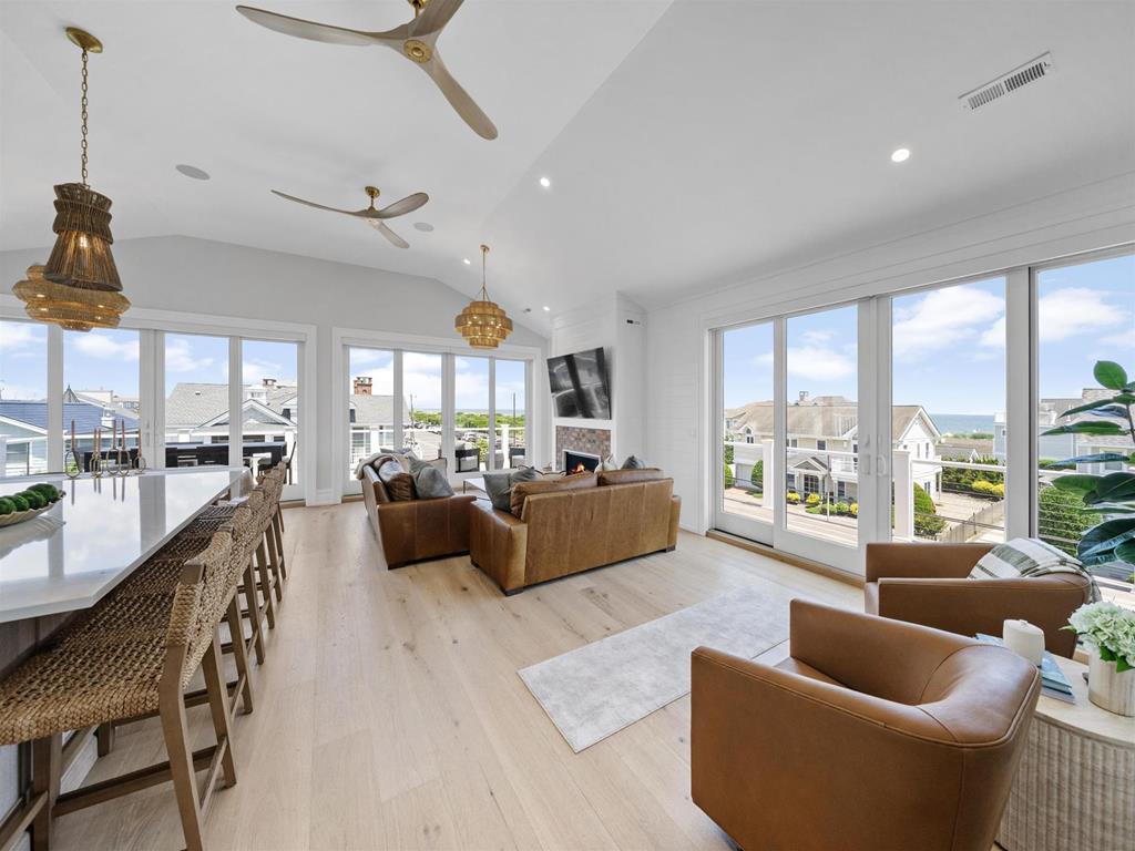 8814 Second Avenue | Photo 4