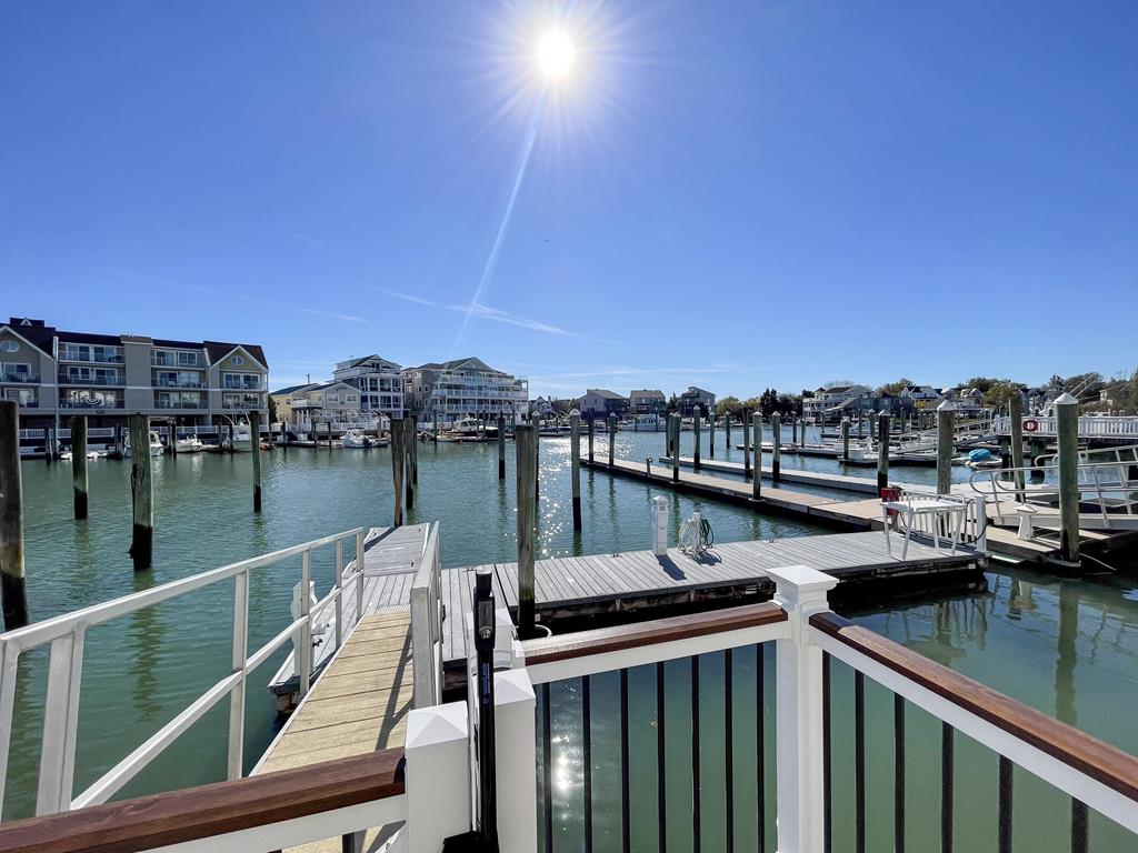 1534 Yacht Ave Unit 7 | Photo 3