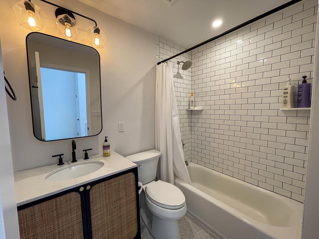 1534 Yacht Ave Unit 7 | Photo 13