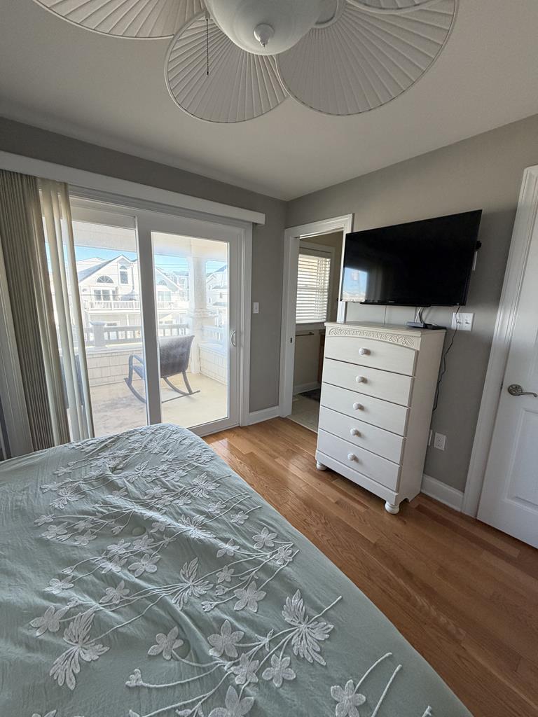 10 72nd Street - Picture 