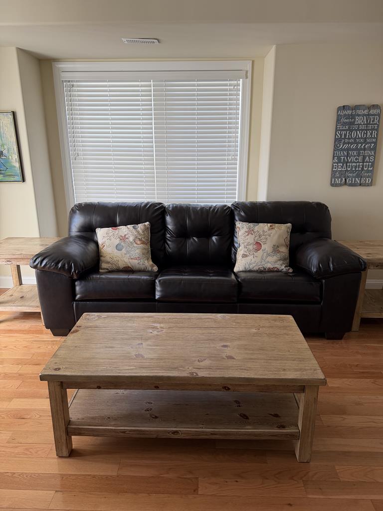 10 72nd Street - Picture 