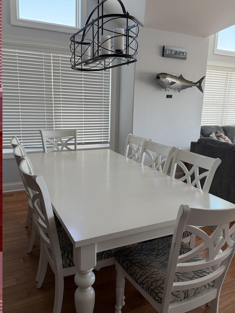 10 72nd Street - Picture 