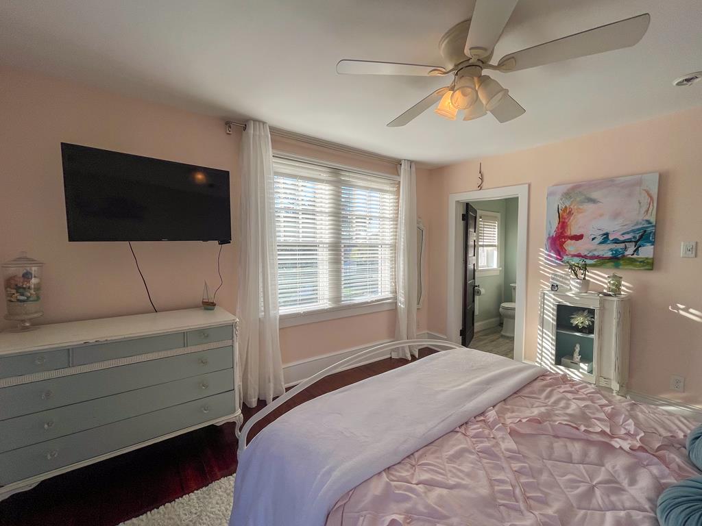 301 Franklin - The Place to Be! | Photo 24