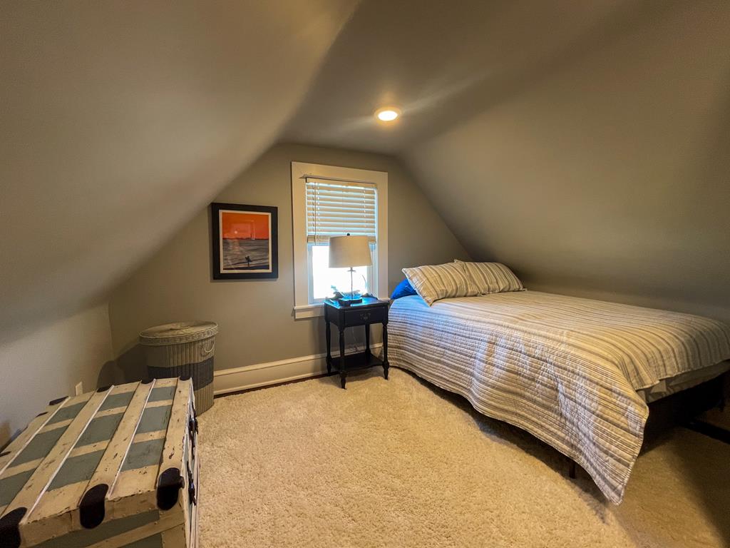 301 Franklin - The Place to Be! | Photo 32