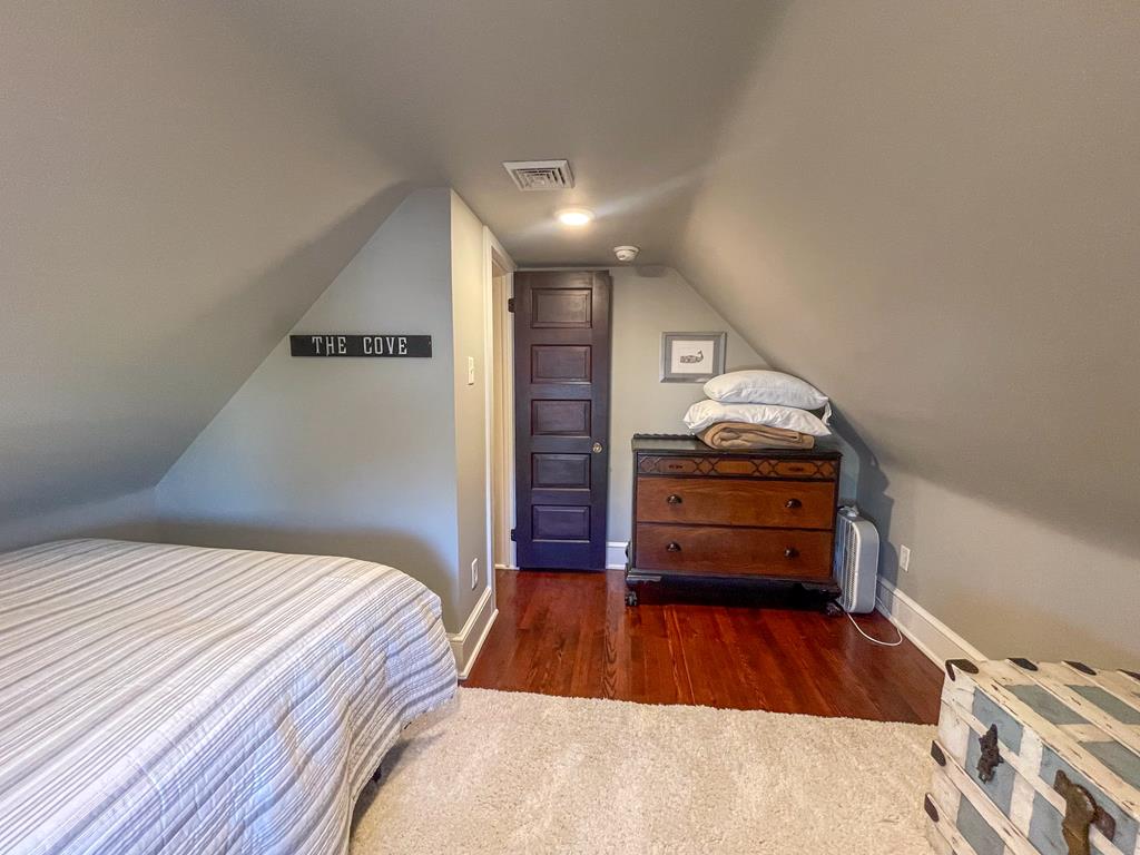 301 Franklin - The Place to Be! | Photo 33