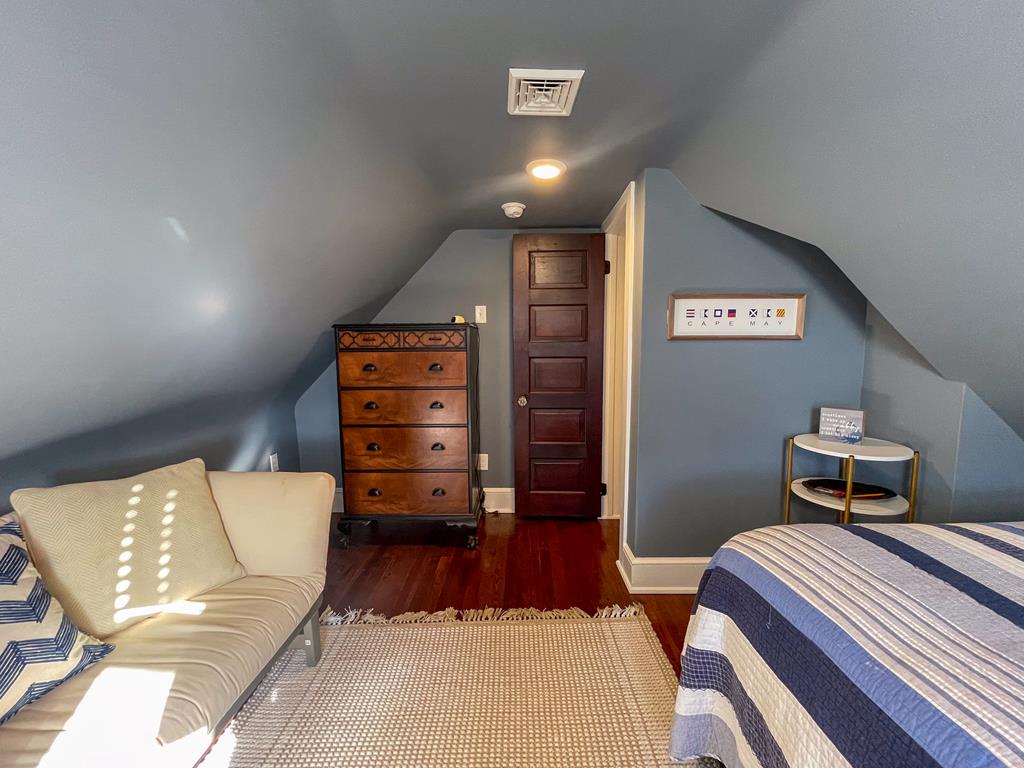 301 Franklin - The Place to Be! | Photo 35