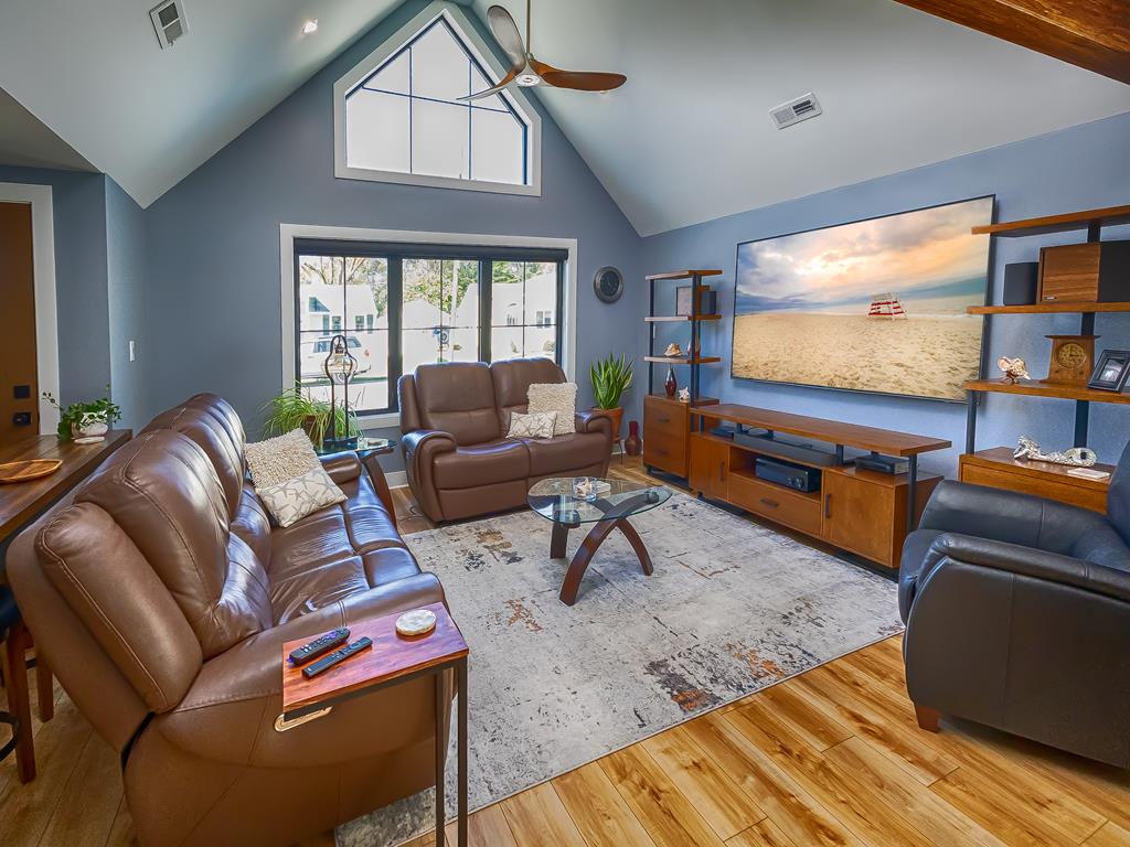 Blue Moon Cottage | Photo 9