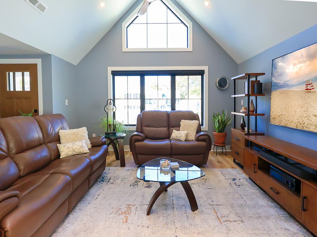 Blue Moon Cottage | Photo 10