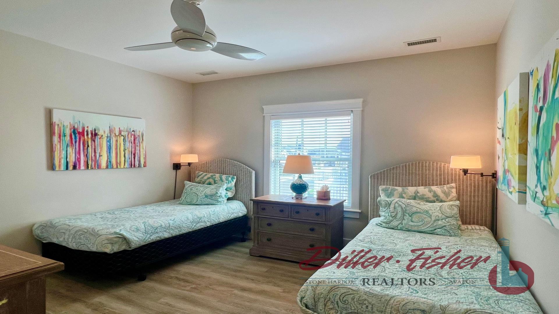 255 105th Street, Stone Harbor (Southend Stone Harbor)