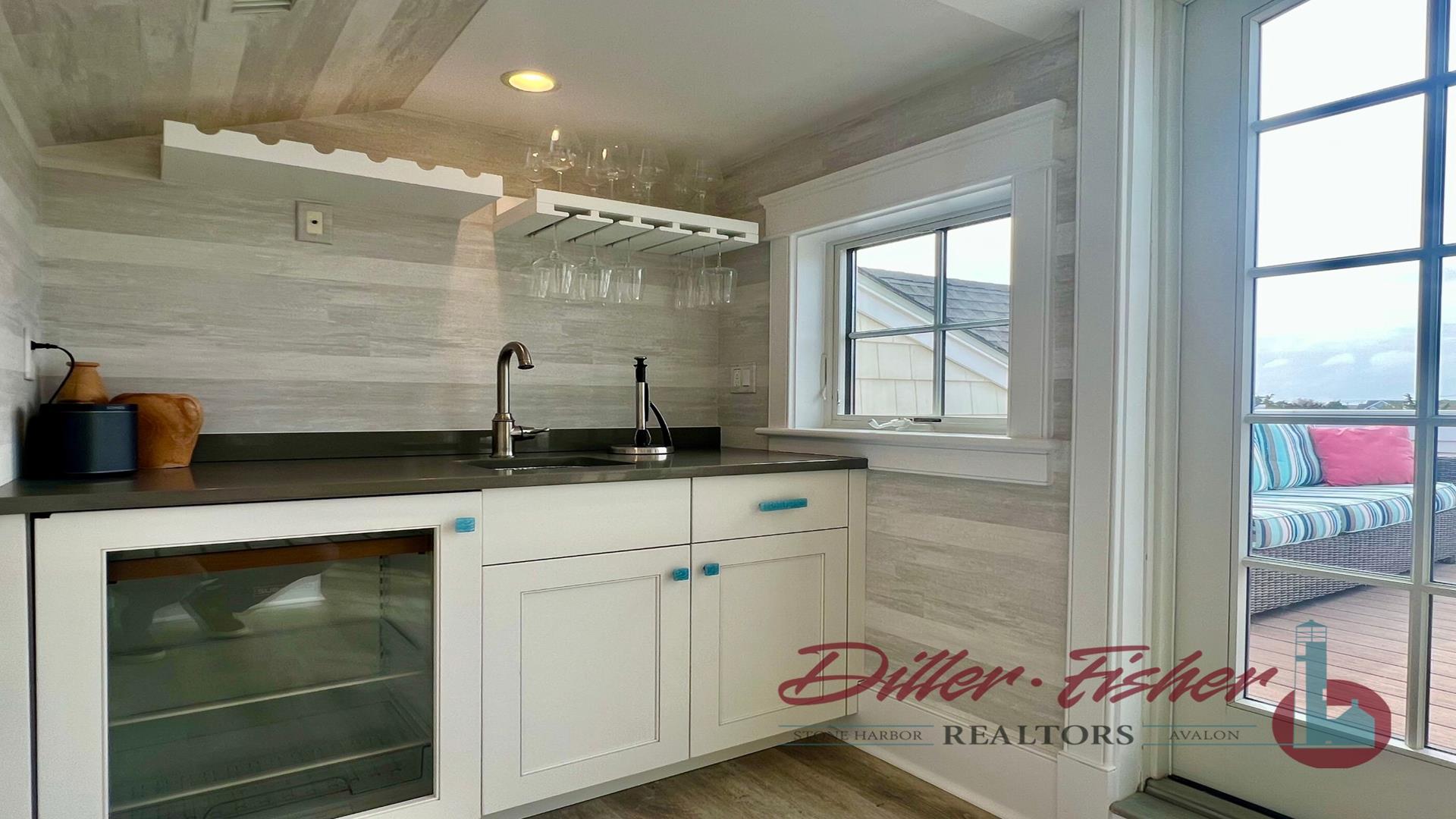 255 105th Street, Stone Harbor (Southend Stone Harbor)