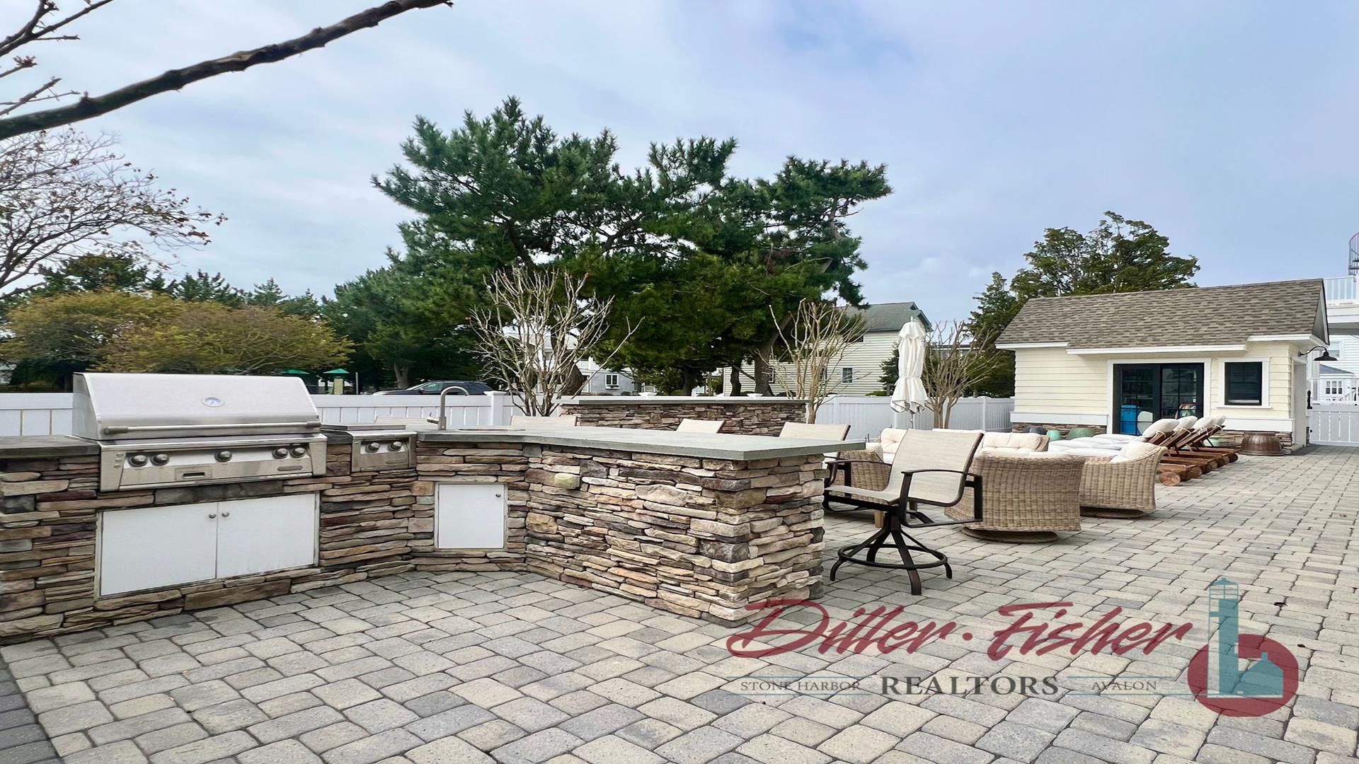 255 105th Street, Stone Harbor (Southend Stone Harbor)