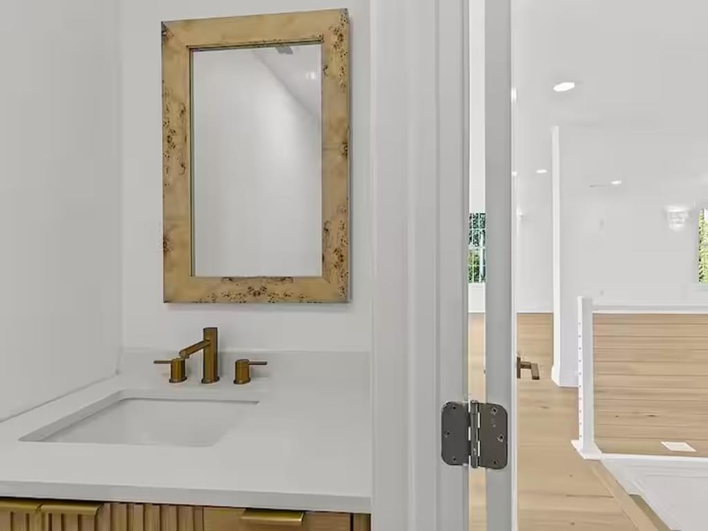 9 N.8th Street | Photo 12