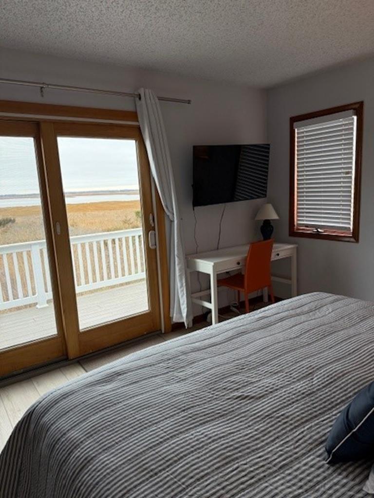 1200 Landis - Picture 