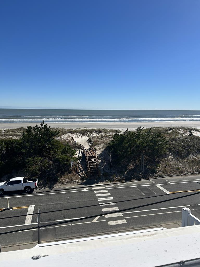 1200 Landis - Picture 