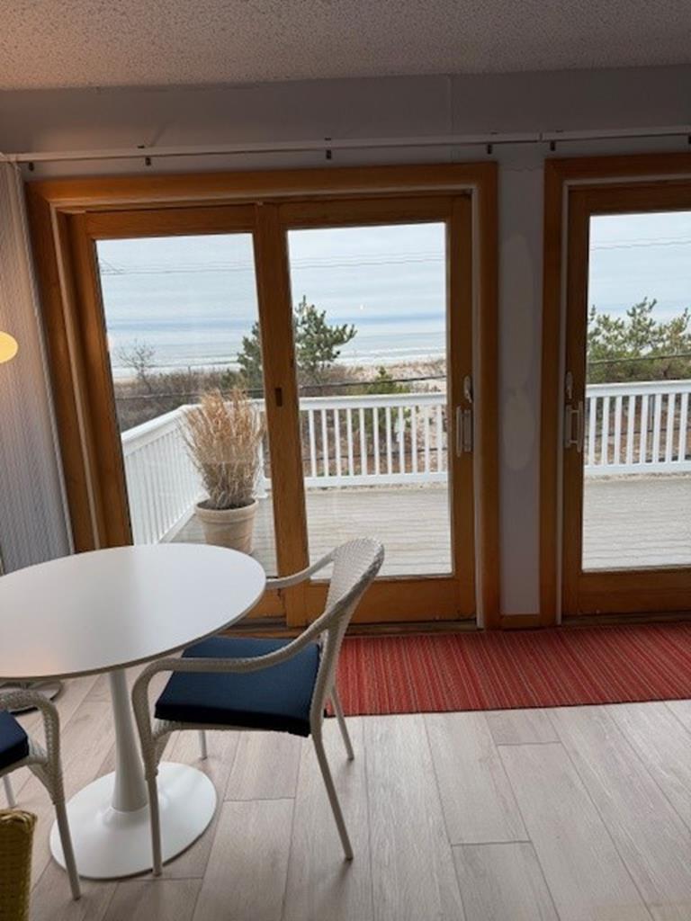 1200 Landis - Picture 