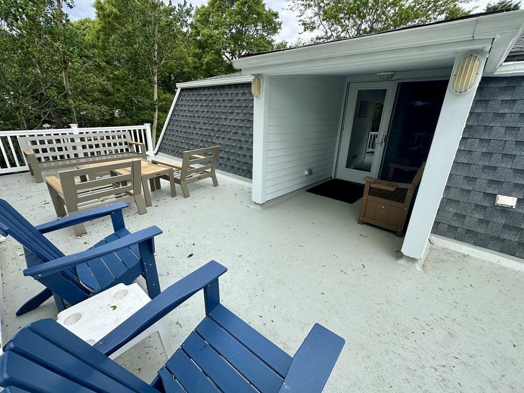 https://realtimerental.com/rrv10/RentalPhotos/1235/1235832.20.jpg