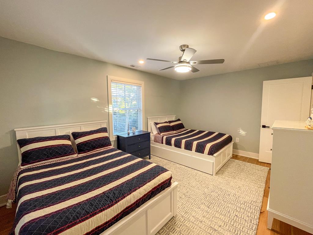 515 Sandalwood Road | Photo 27