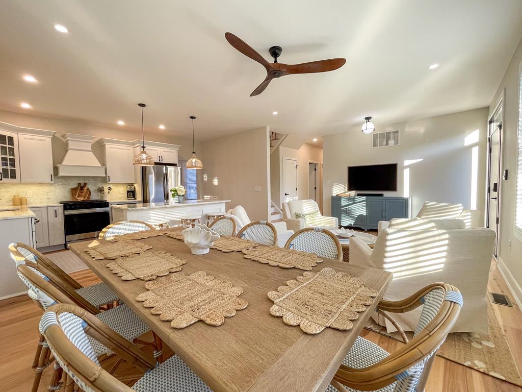 515 Sandalwood Road 6