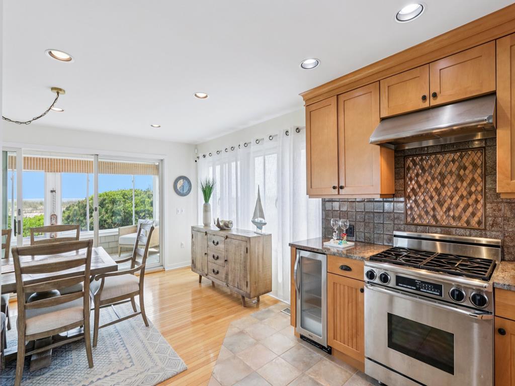 12A E. Essex Avenue, Harvey Cedars (Ocean Front)