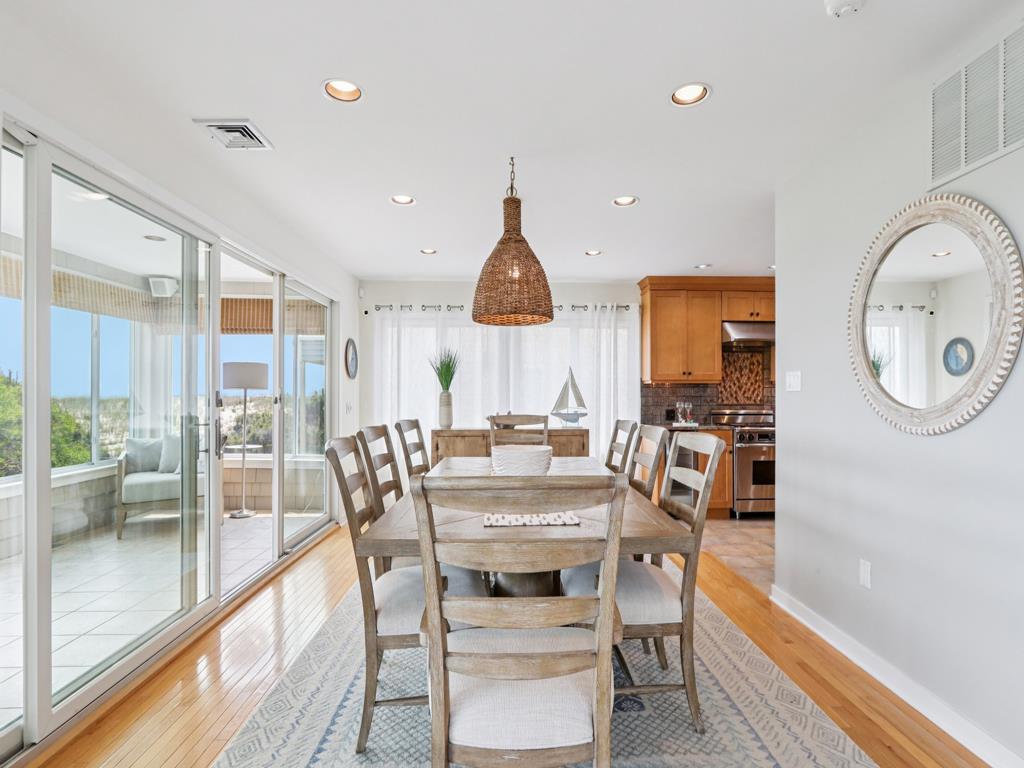 12A E. Essex Avenue, Harvey Cedars (Ocean Front)