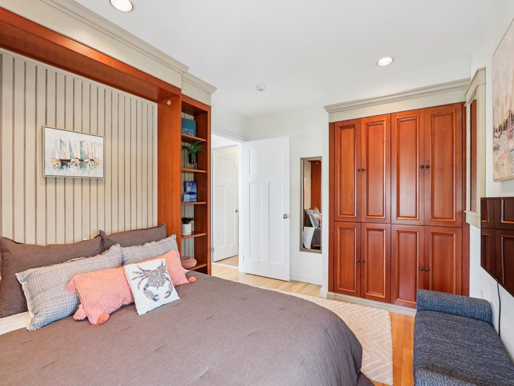 12A E. Essex Avenue, Harvey Cedars (Ocean Front)