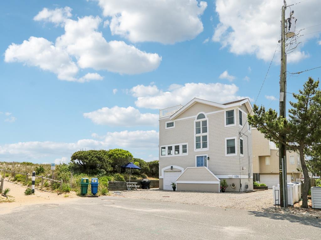 12A E. Essex Avenue, Harvey Cedars (Ocean Front)