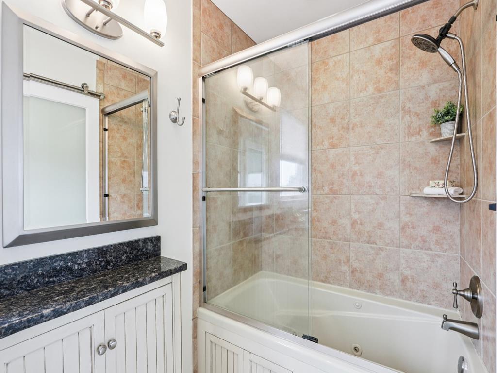 12A E. Essex Avenue, Harvey Cedars (Ocean Front)