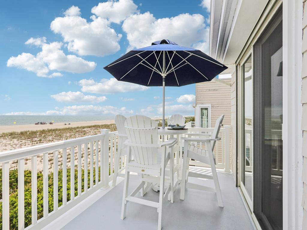 12A E. Essex Avenue, Harvey Cedars (Ocean Front)