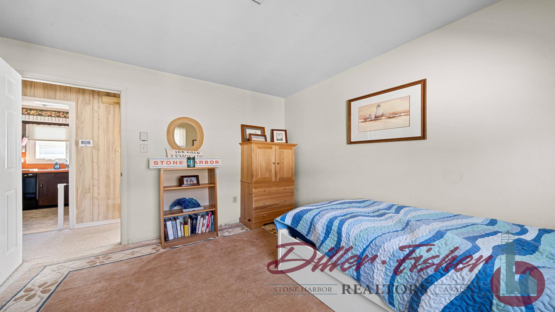 122 110th Street, Stone Harbor (Mid-Island)